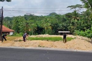 Progres Pembuatan Akses Jalan Masuk Ke Lahan Wakaf Masjid