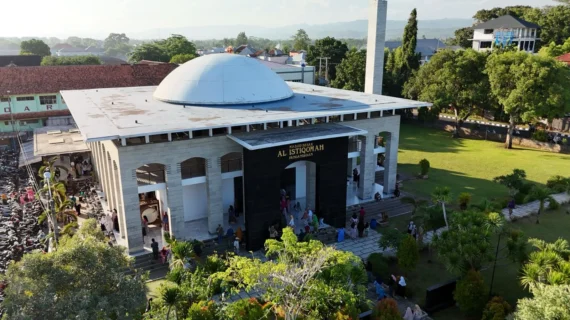 Sinergi Polisi Militer dan Yayasan Mutiara Sunnah Pangandaran Semarakkan Ramadan dengan Berbagi